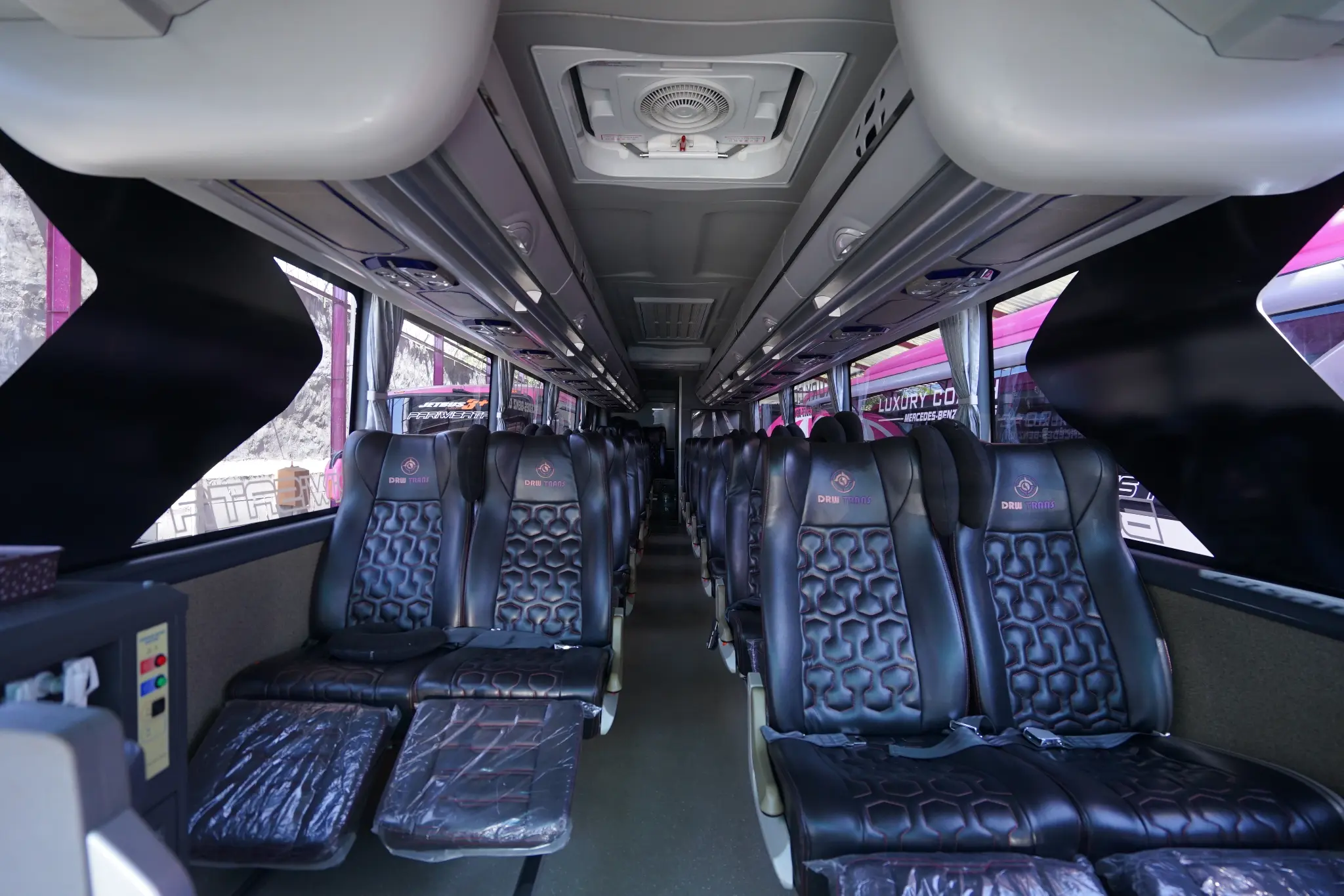Interior Bus Lengkap
