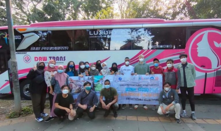 Rekomendasi Tempat Wisata di Bandung yang Bisa Diakses oleh Bus Trans, Yuk Mampir!