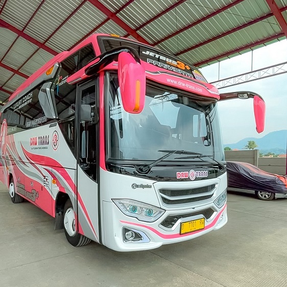 DRW Trans, Bus Pariwisata Bandung Terbaik yang Cocok Temani Perjalananmu